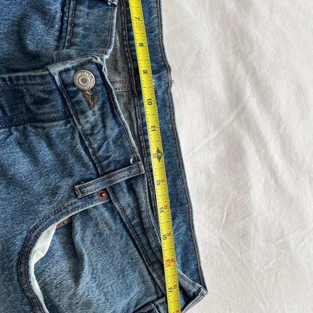 Old Navy Women’s Mid-Rise Slouchy Straight Size 14 Petite - Picture 6 of 10